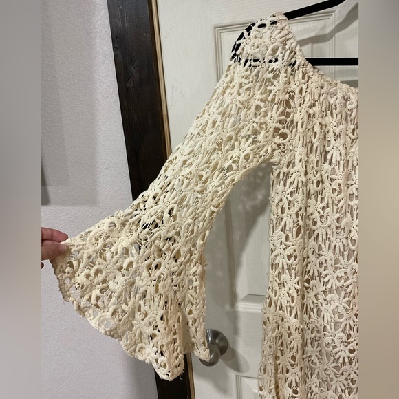 Union Angels Off White Long Sleeve Lace Dress - Picture 3 of 3